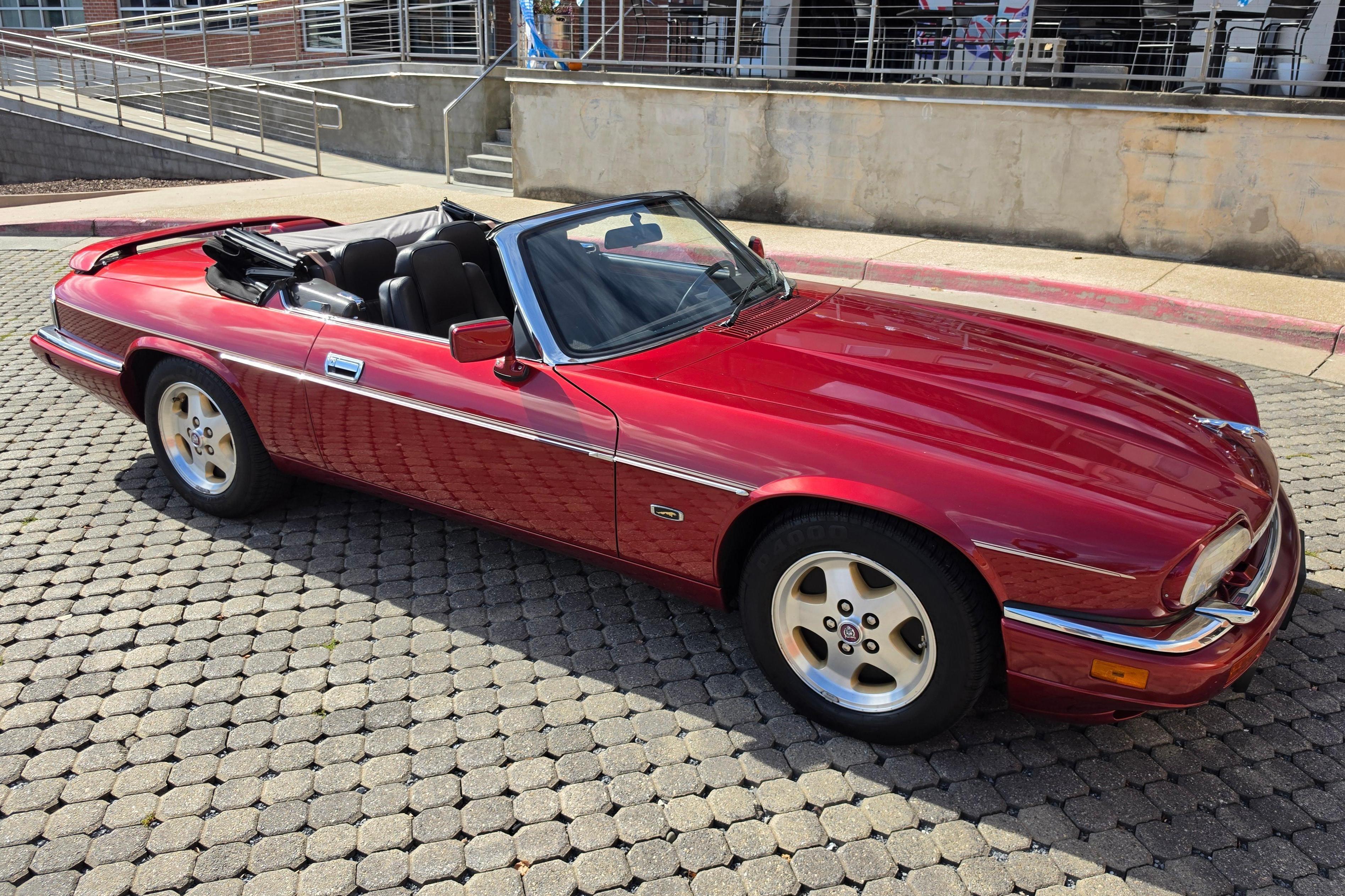 1994 Jaguar XJS sold at auction for $16,027