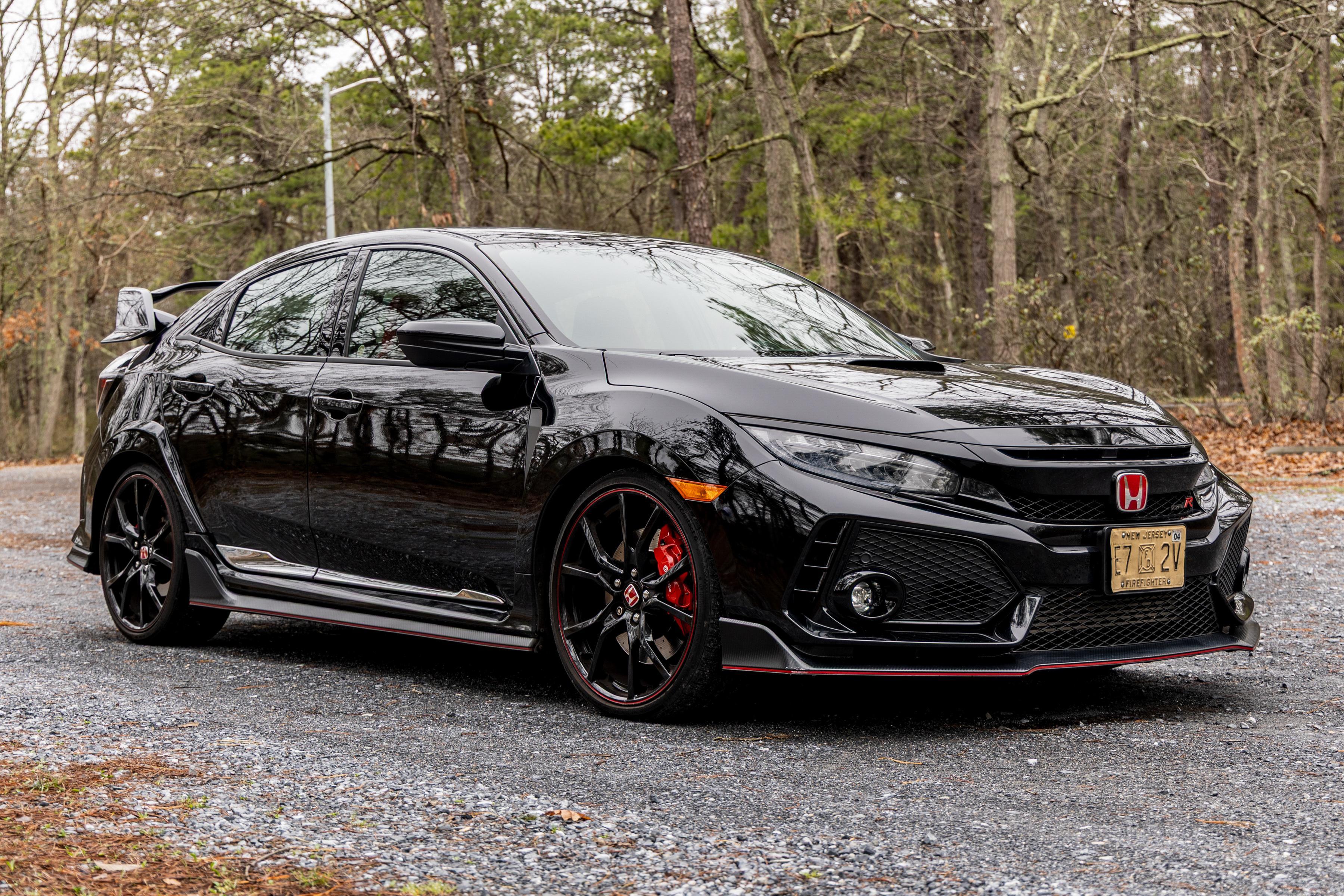 2018 Honda Civic Type R sold at auction for $32,750