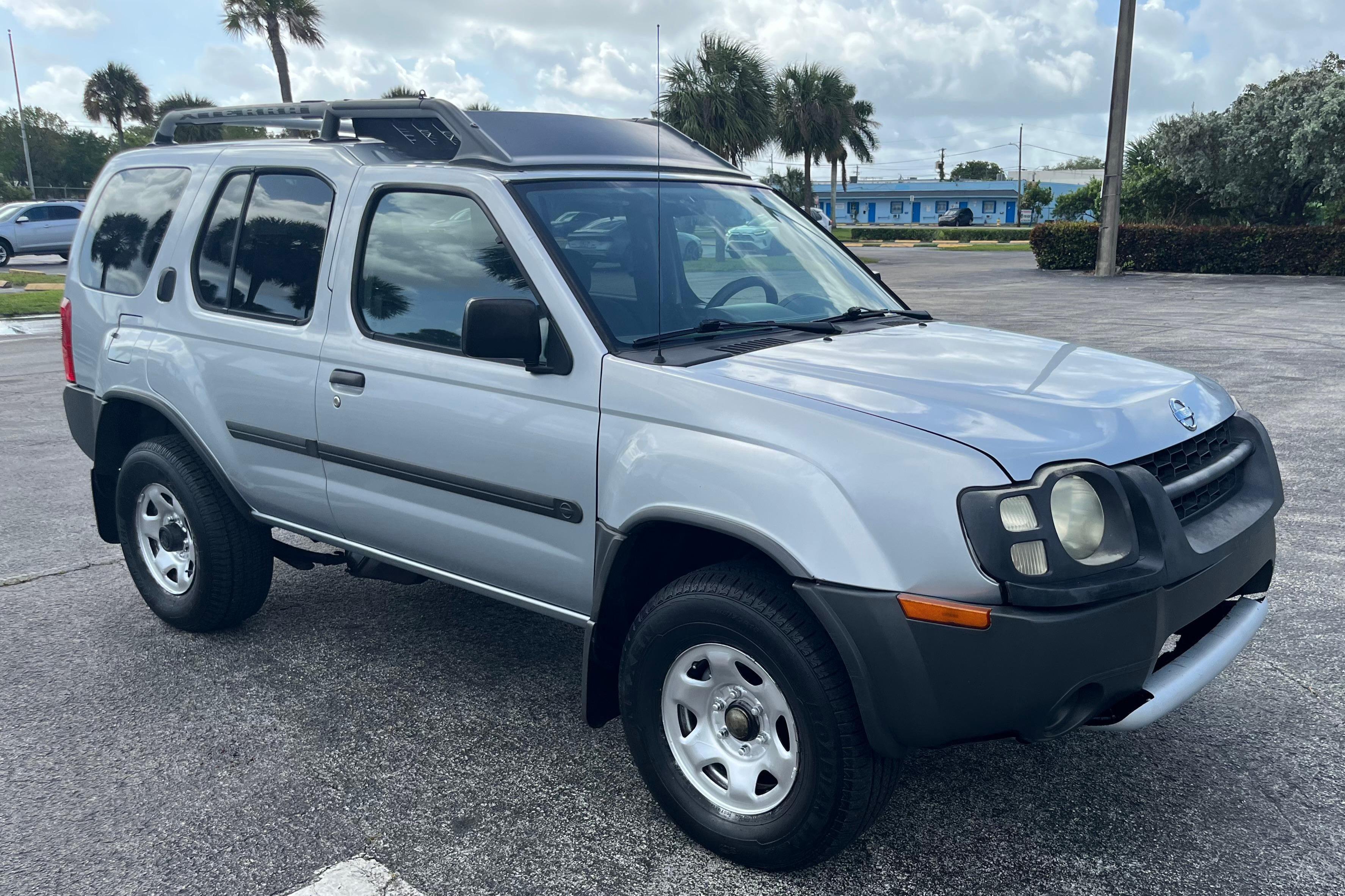 2002 Nissan Xterra sold at auction for $2,977
