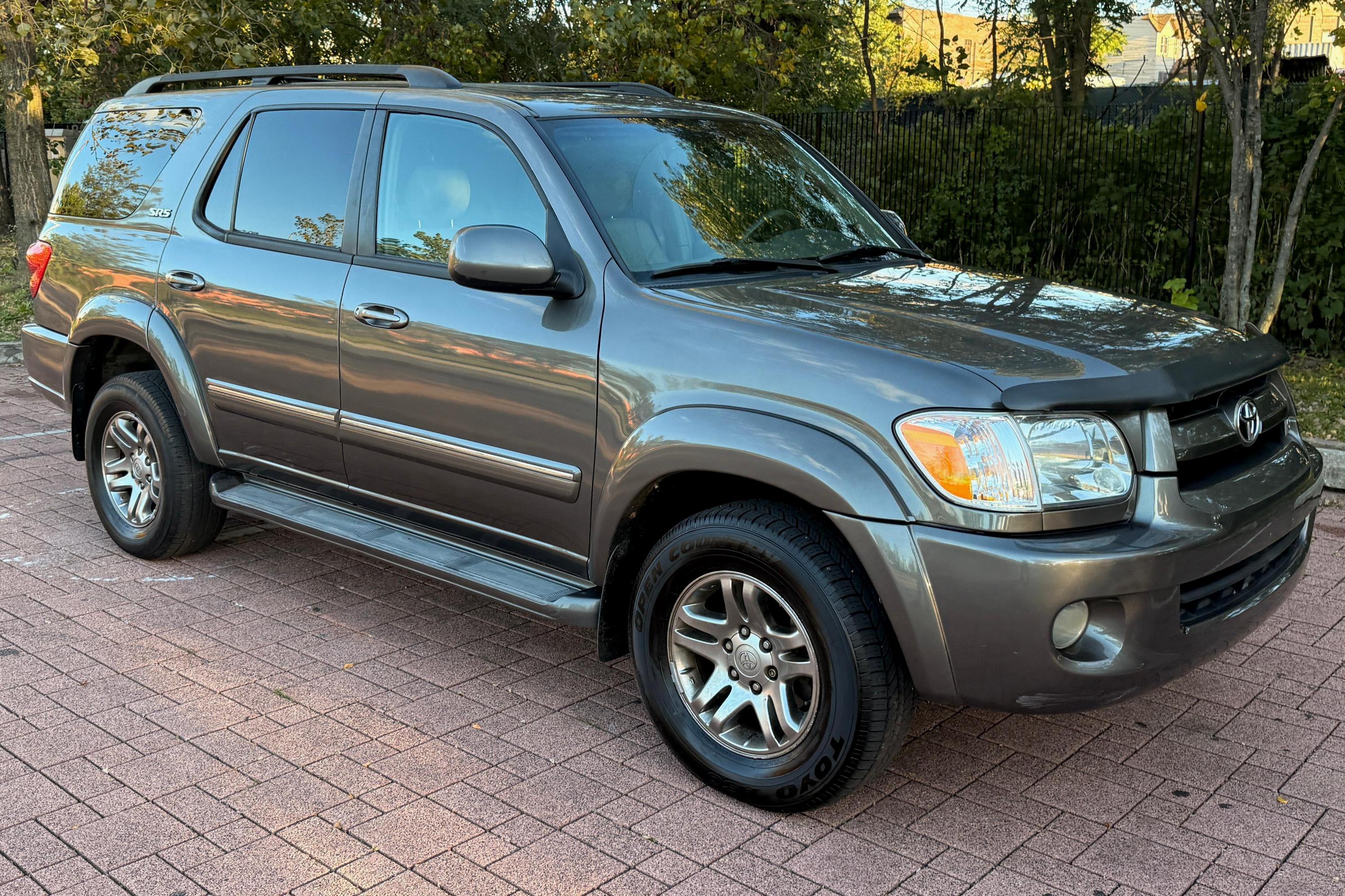 2007 Toyota Sequoia sold at auction for $8,500