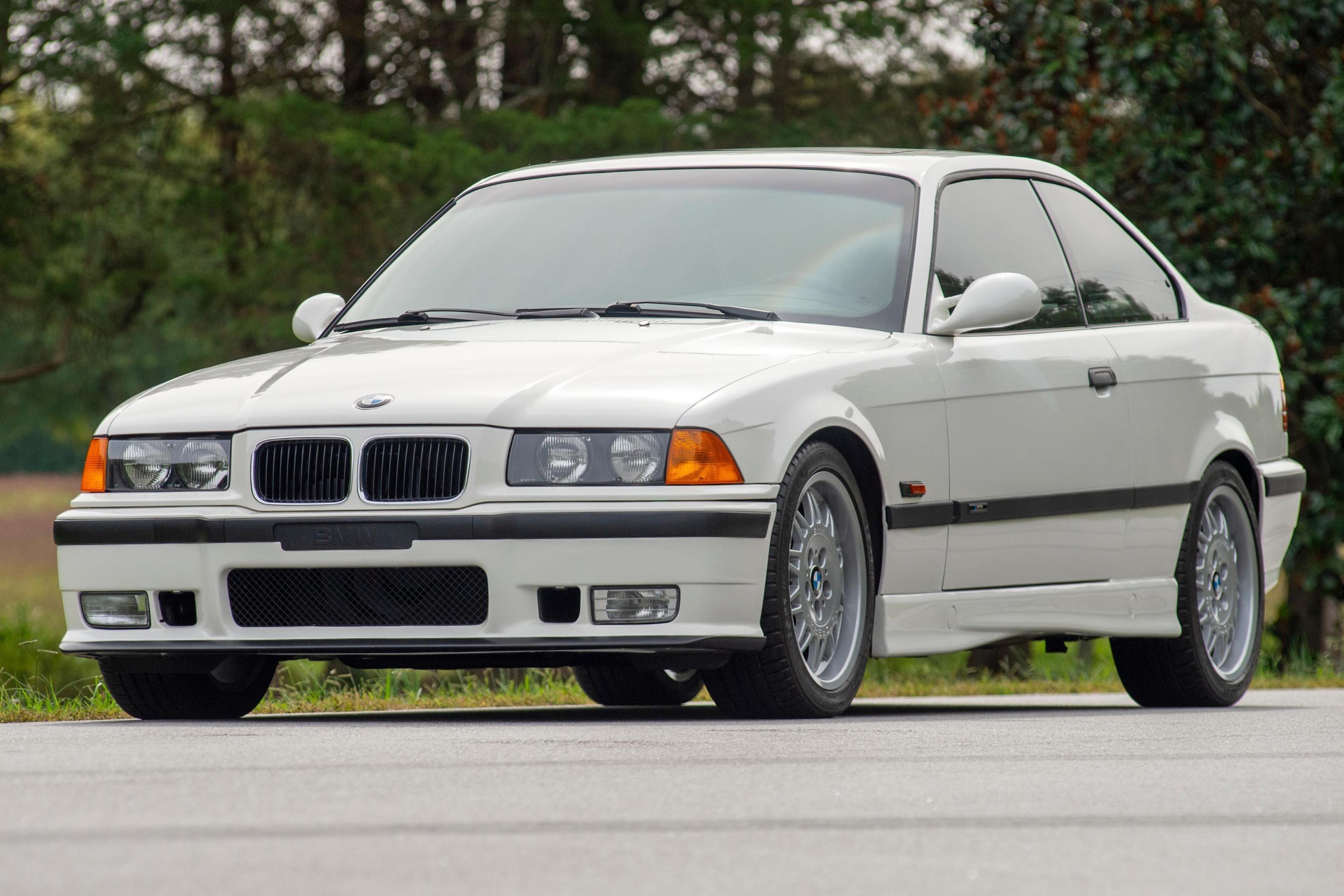 1995 BMW M3 sold at auction for $17,250