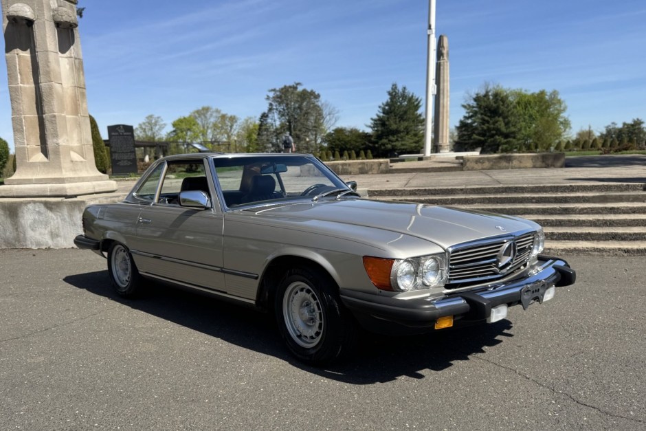 1985 Mercedes-Benz 380 sold at auction for $17,250