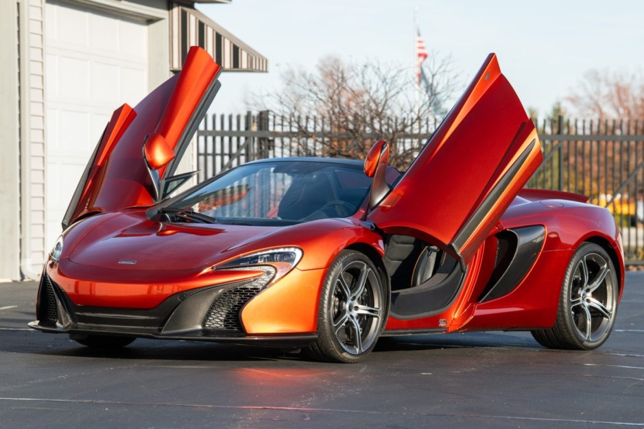 2015 McLaren 650S sold at auction for $155,000