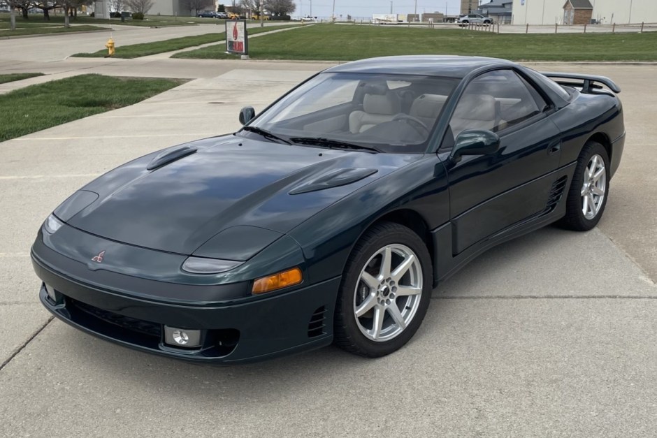 1993 Mitsubishi 3000GT sold at auction for $16,250