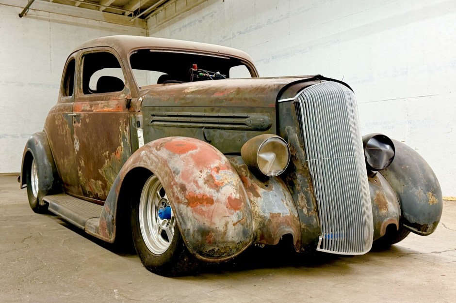 1936 Plymouth Deluxe sold at auction for $20,500