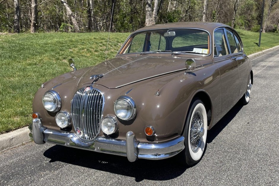 1963 Jaguar Mk II sold at auction for $15,251