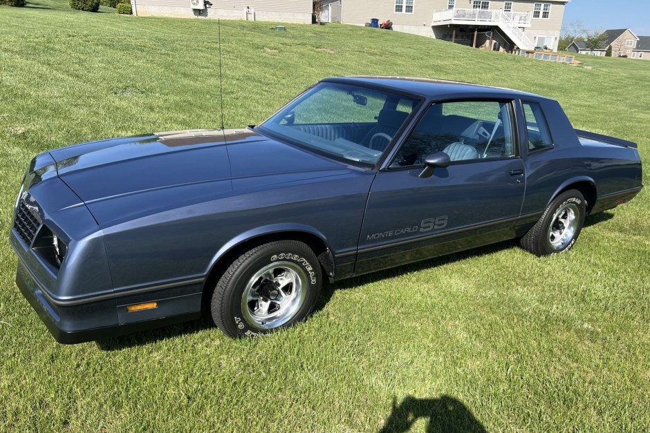 1984 Chevrolet Monte Carlo sold at auction for $32,000