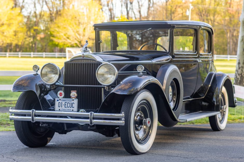 1930 Packard Eight sold at auction for $43,000
