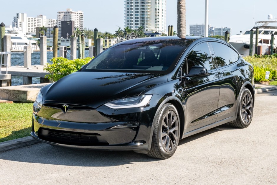 2023 Tesla Model X sold at auction for $64,001
