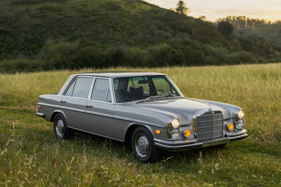 1972 Mercedes-Benz W108 & W109 sold at auction for $40,500