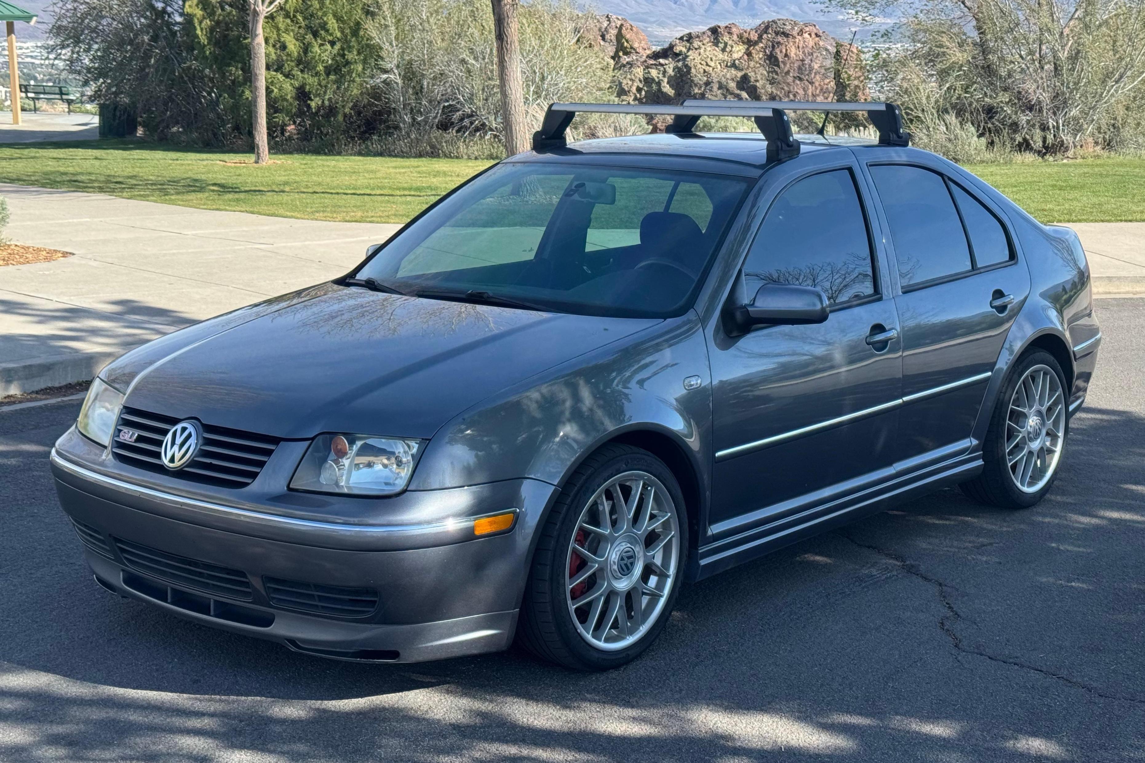 2004 Volkswagen Jetta sold at auction for $9,000