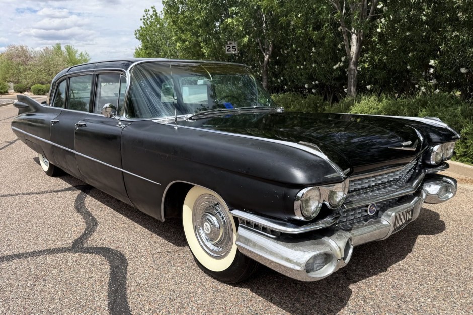 1959 Cadillac Fleetwood sold at auction for $14,800
