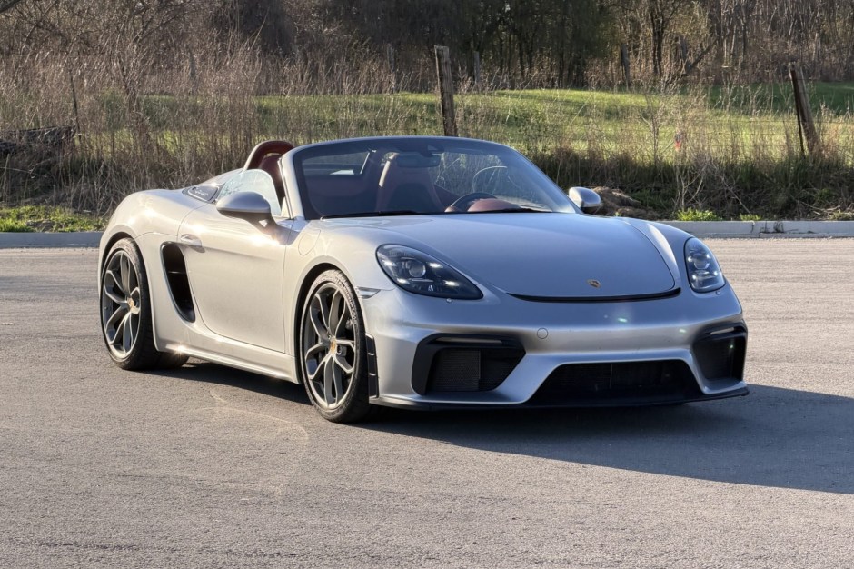 2022 Porsche 718 sold at auction for $94,000