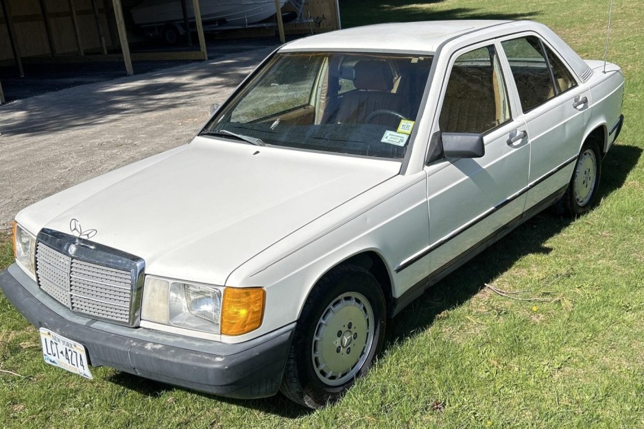 1984 Mercedes-Benz 190 sold at auction for $3,100