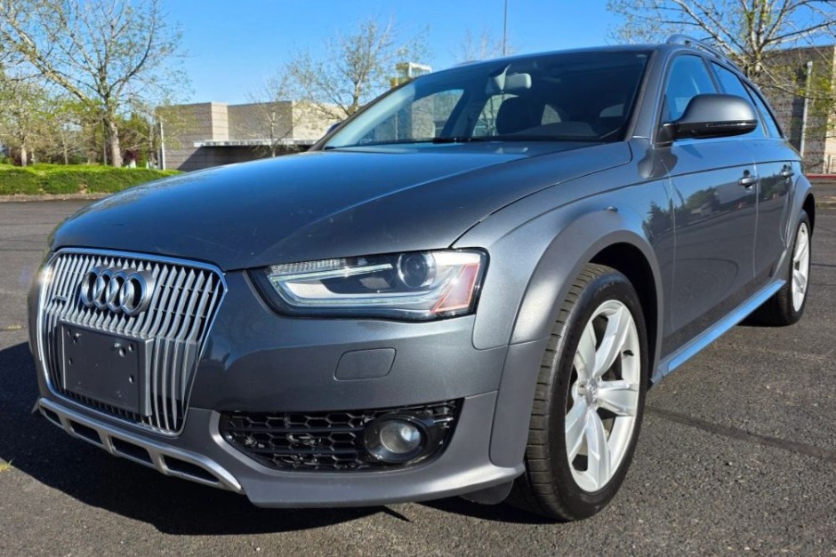 2013 Audi A4 Allroad sold at auction for $7,400