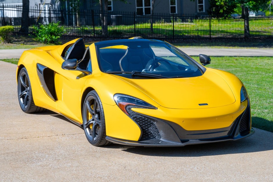 2015 McLaren 650S sold at auction for $130,000