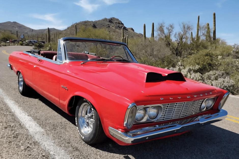 1963 Plymouth Fury sold at auction for $19,000