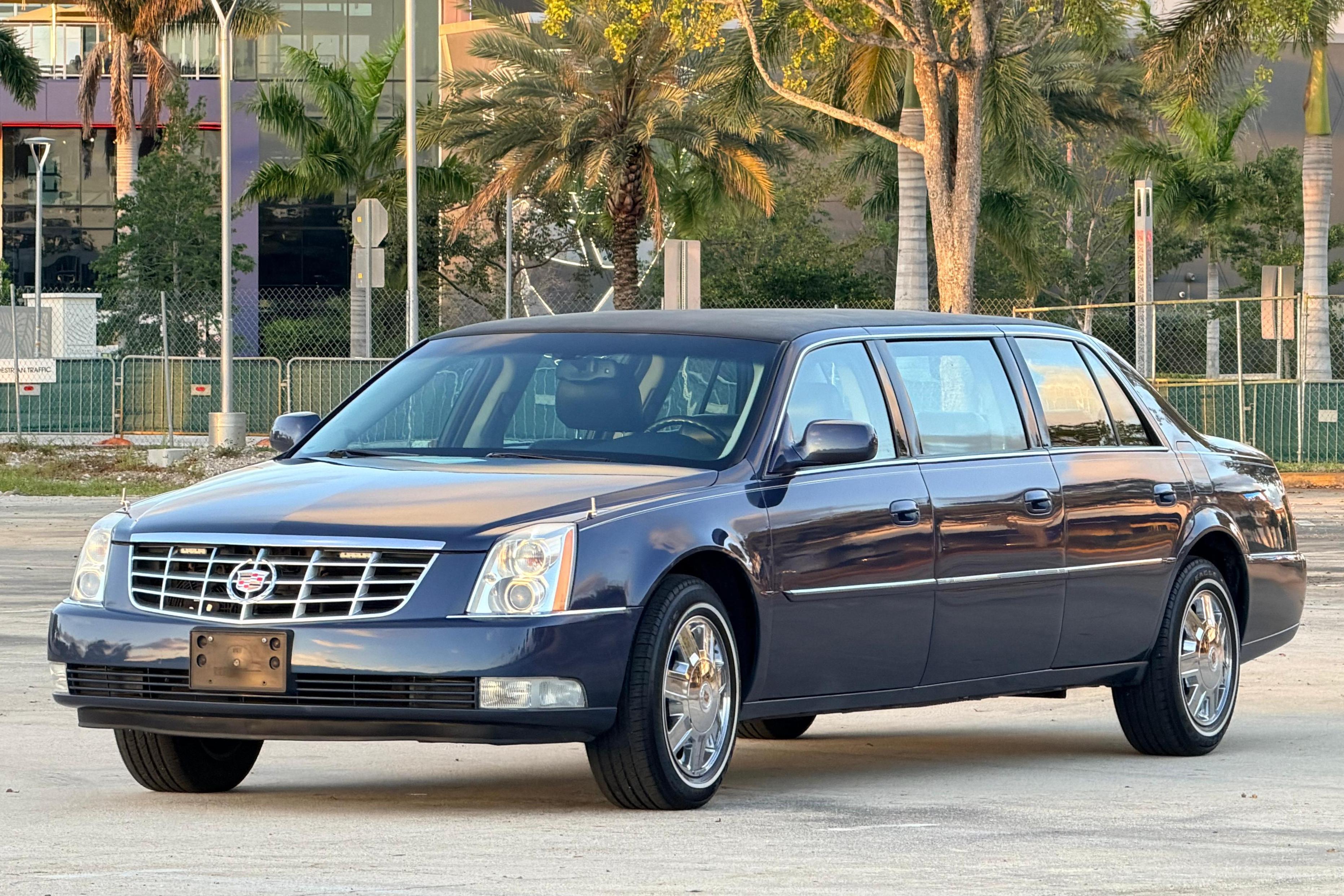2008 Cadillac DTS sold at auction for $6,000