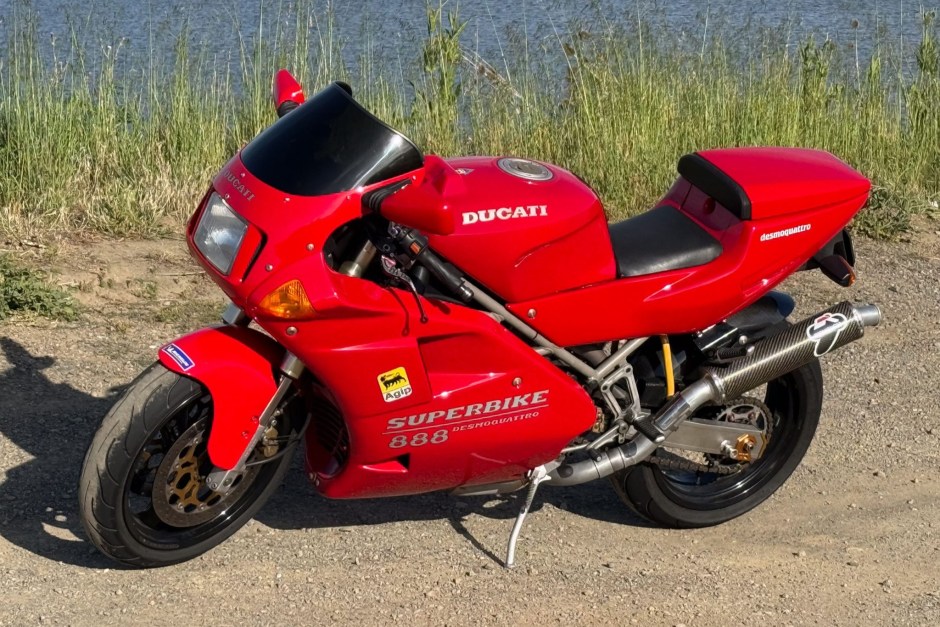 1993 Ducati Superbike sold at auction for $9,000