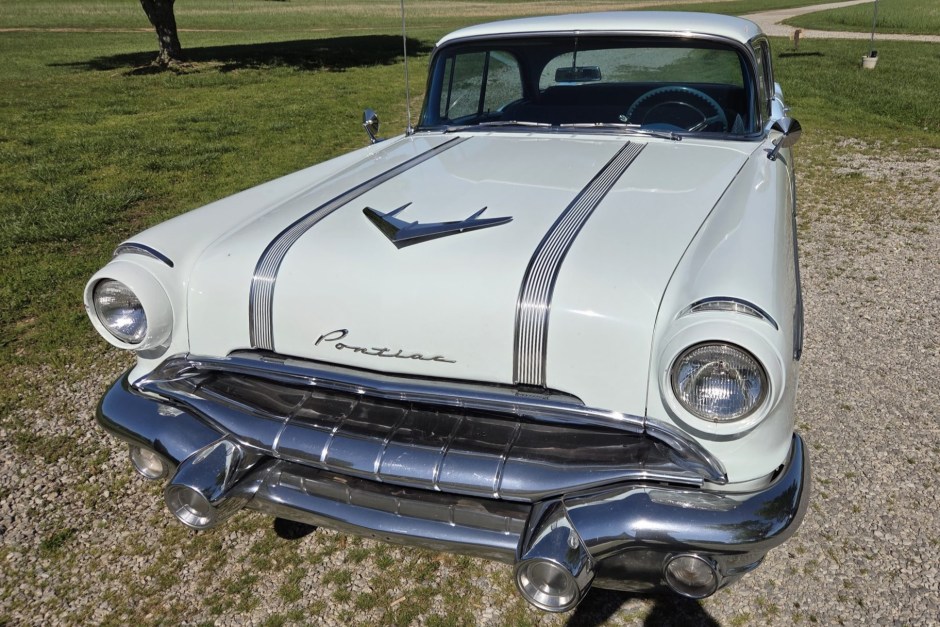 1956 Pontiac Chieftain sold at auction for $8,000