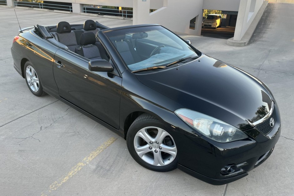 2007 Toyota Solara sold at auction for $13,250