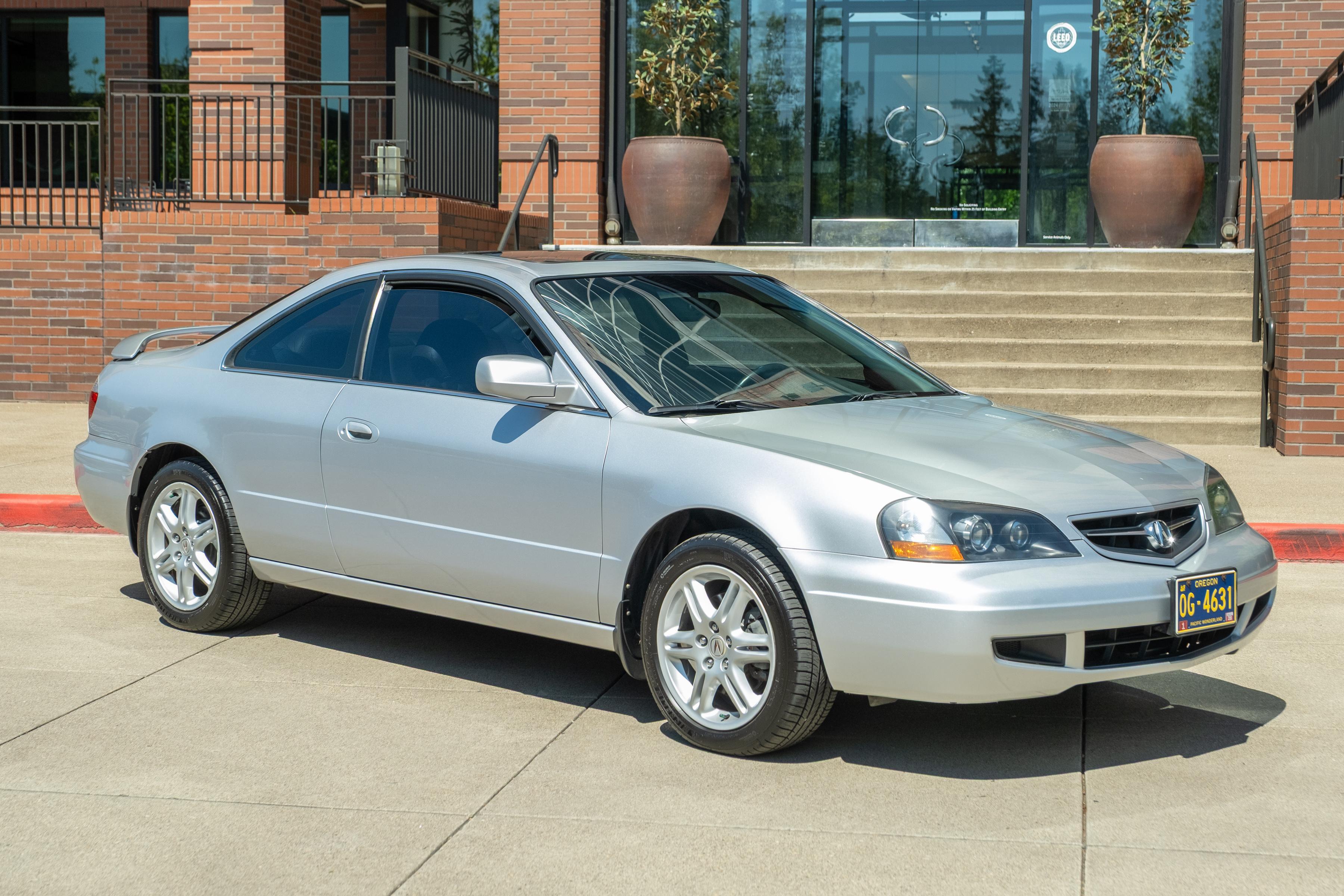 2003 Acura CL sold at auction for $10,200