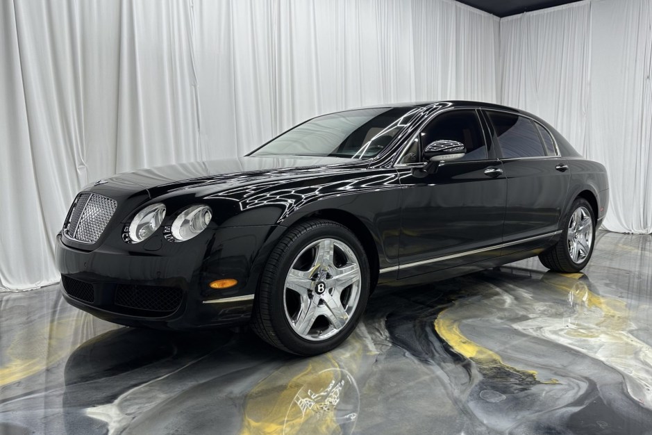 2006 Bentley Flying Spur sold at auction for $18,300