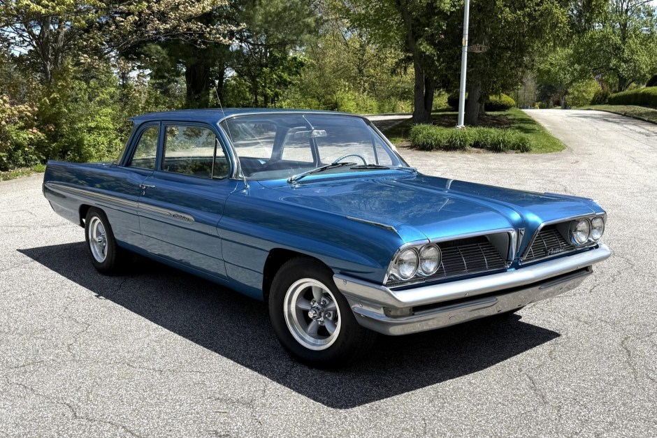 1961 Pontiac Catalina sold at auction for $20,500