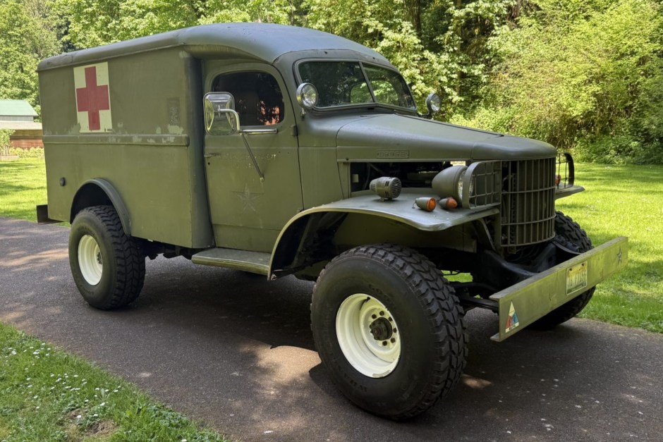 1941 Dodge Military Vehicles sold at auction for $6,000