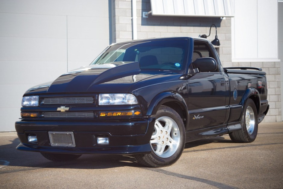 2000 Chevrolet S-10 sold at auction for $14,000