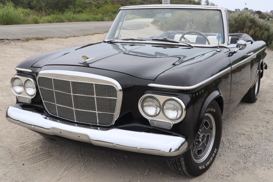 1962 Studebaker Lark sold at auction for $21,000