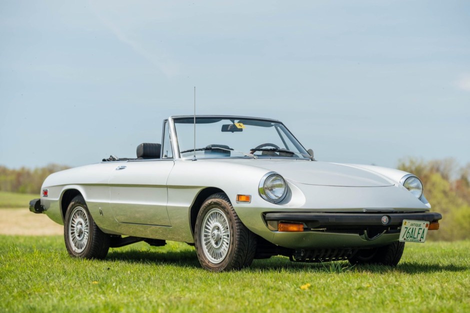 1976 Alfa Romeo 2000 sold at auction for $11,500