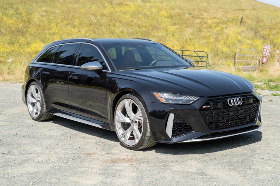 2021 Audi RS6 Avant sold at auction for $88,000