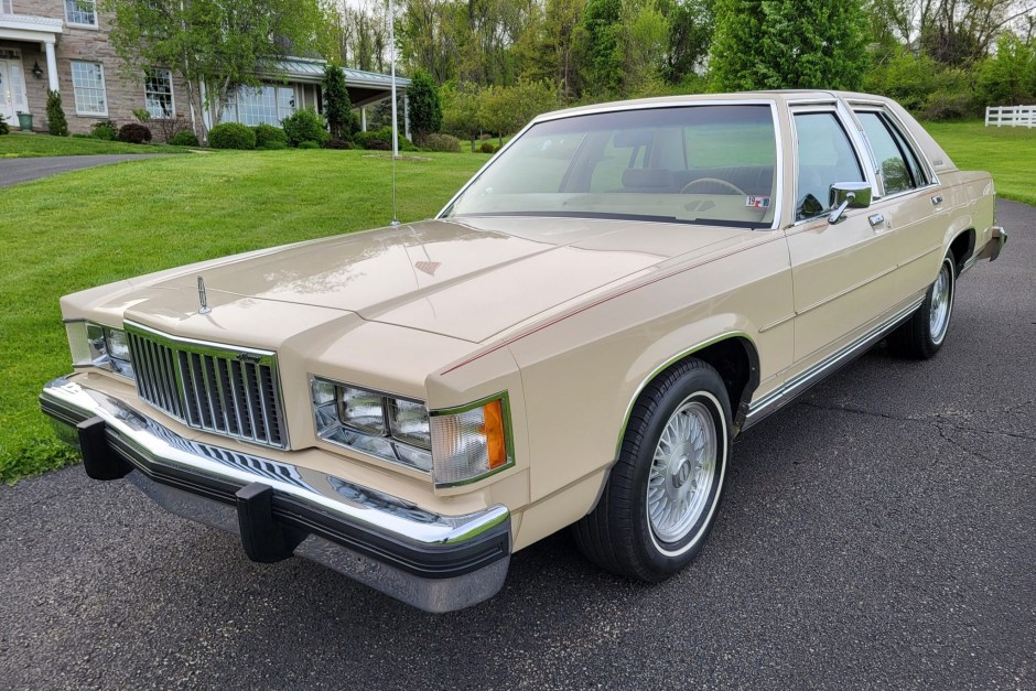 1985 Mercury Grand Marquis sold at auction for $7,650