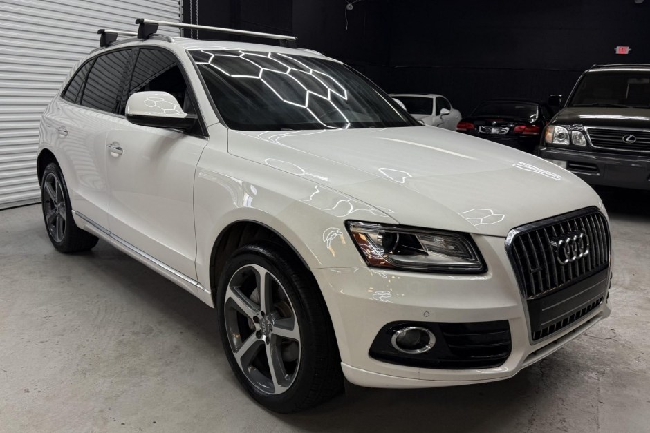 2015 Audi Q5 sold at auction for $17,000