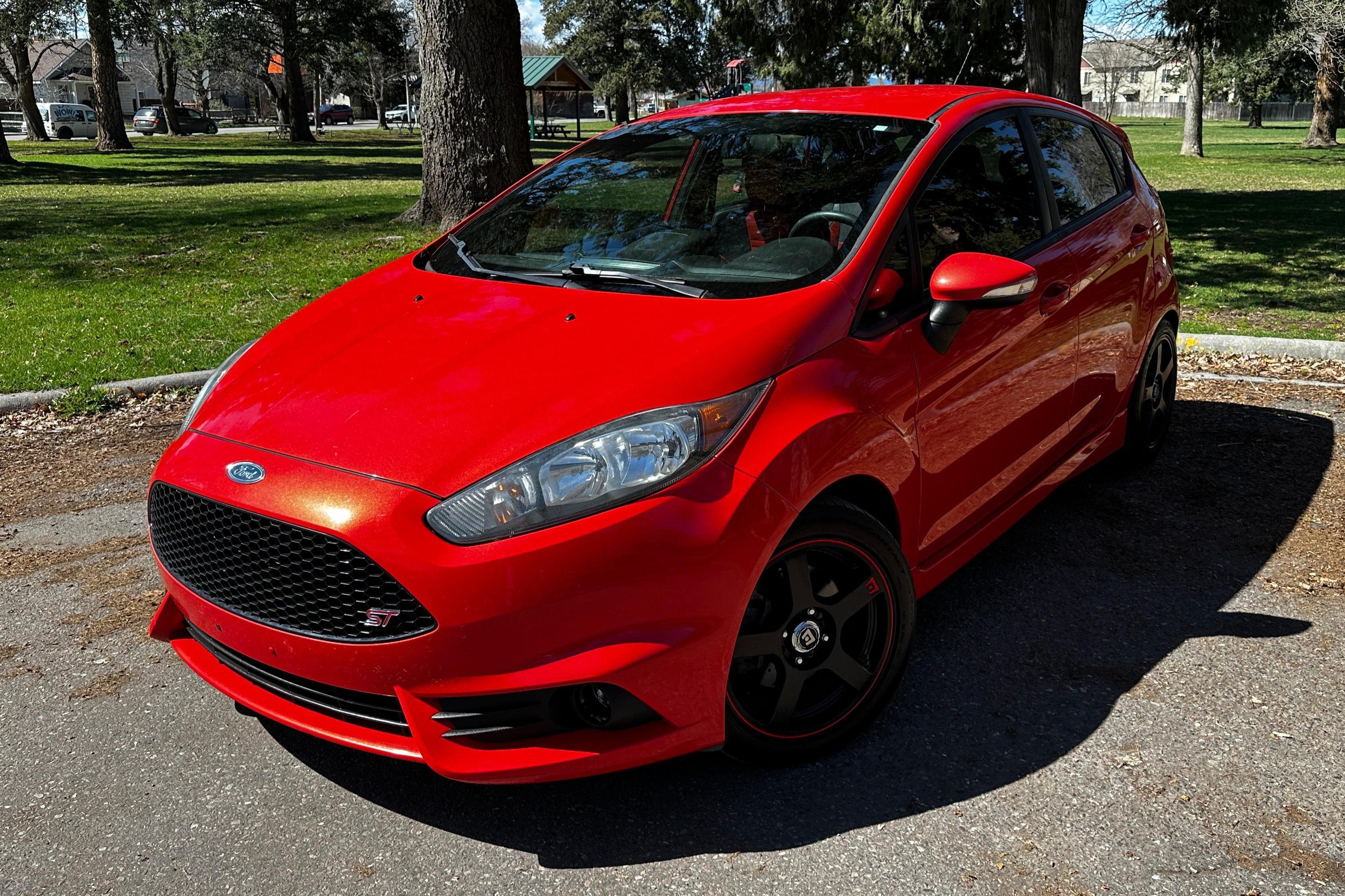 2014 Ford Fiesta sold at auction for $7,150