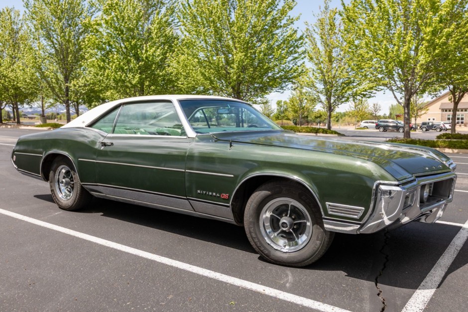 1968 Buick Riviera sold at auction for $9,500