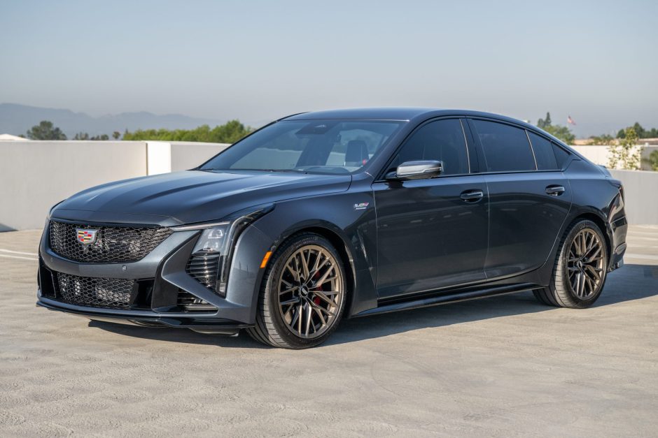 2026 Cadillac CT5 sold at auction for $95,000