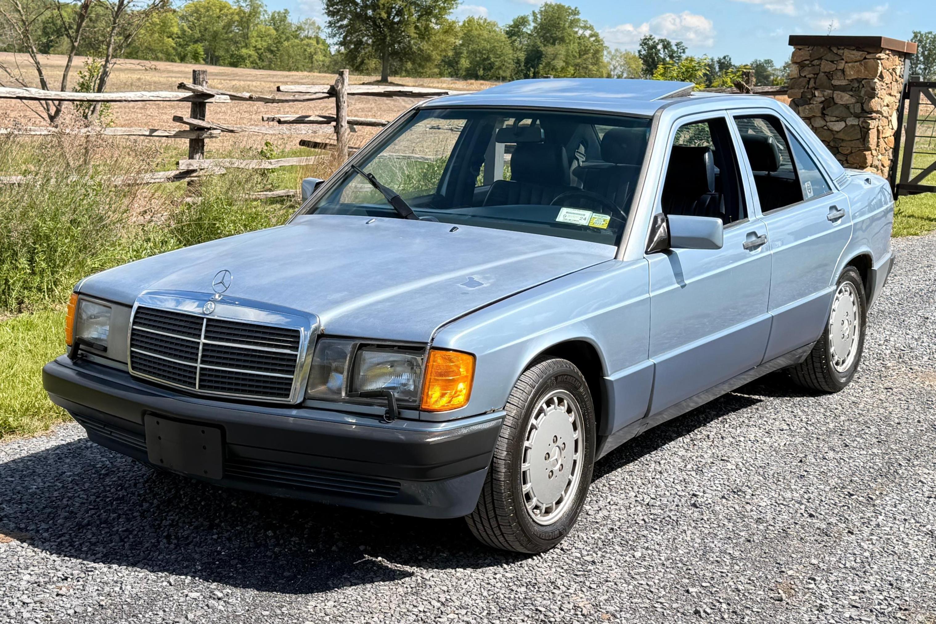 1992 Mercedes-Benz 190 sold at auction for $4,600