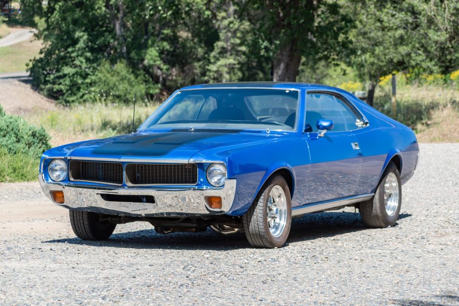1970 AMC Javelin sold at auction for $7,801