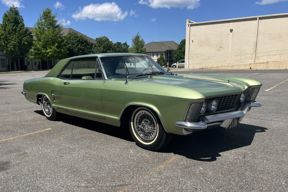 1964 Buick Riviera sold at auction for $21,750