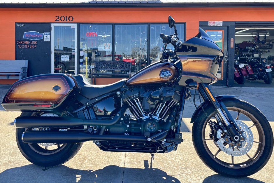2024 Harley-Davidson Softail sold at auction for $17,000