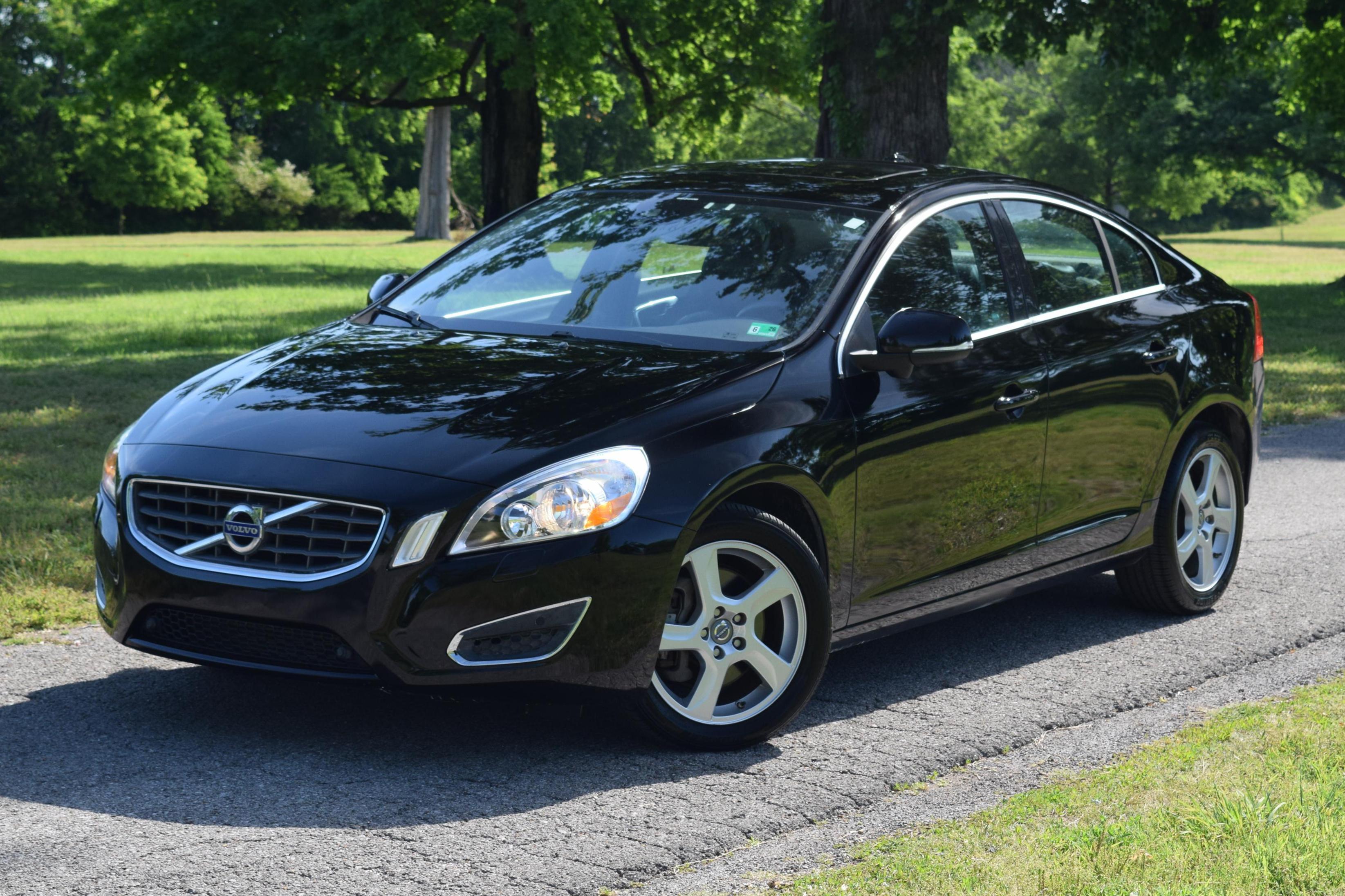 2013 Volvo S60 sold at auction for $6,100