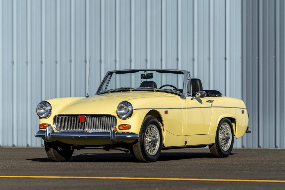 1969 MG Midget sold at auction for $20,000