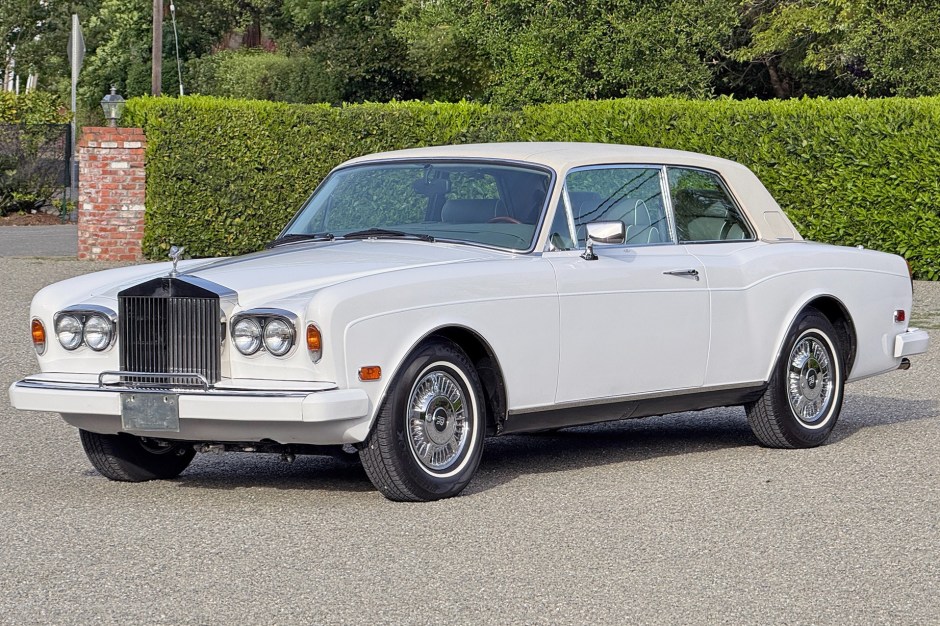 1979 Rolls-Royce Corniche sold at auction for $38,000