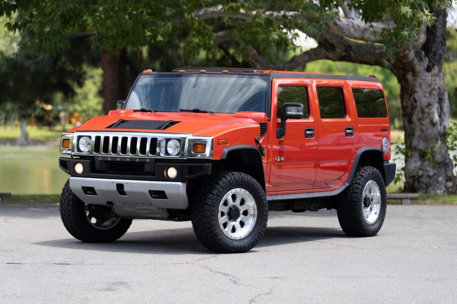 2008 Hummer H2 sold at auction for $33,500