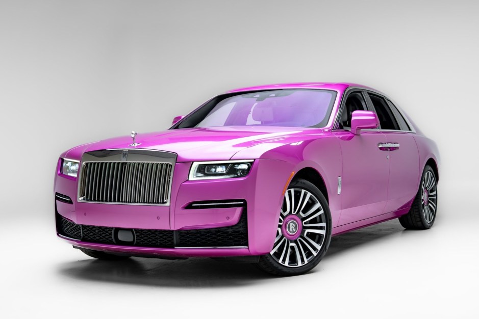 2021 Rolls-Royce Ghost sold at auction for $211,000
