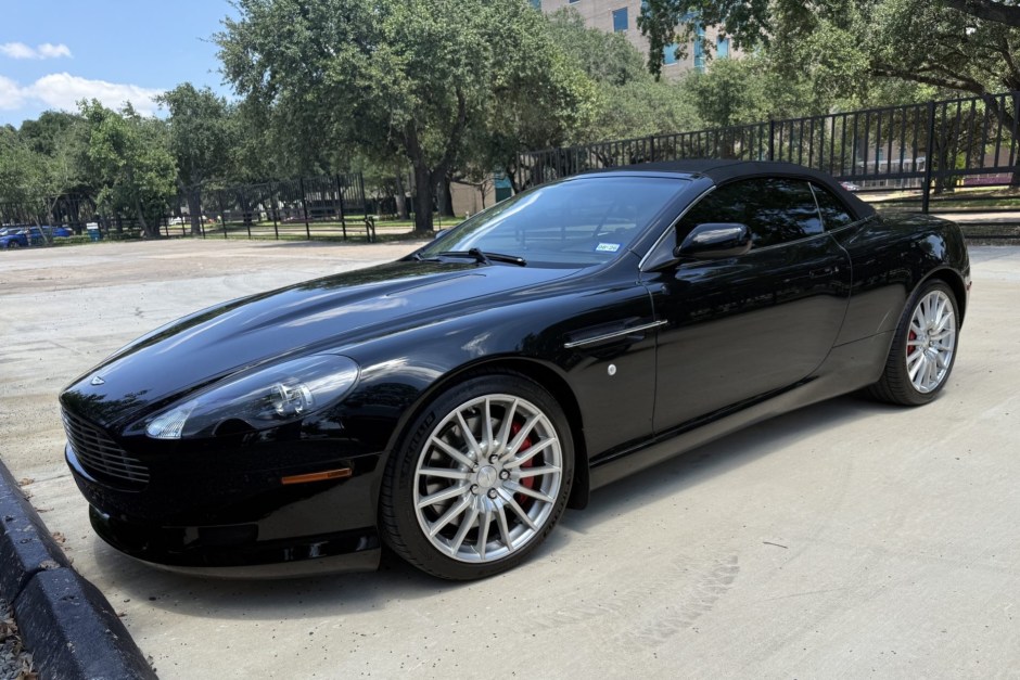 2006 Aston Martin DB9 sold at auction for $38,257