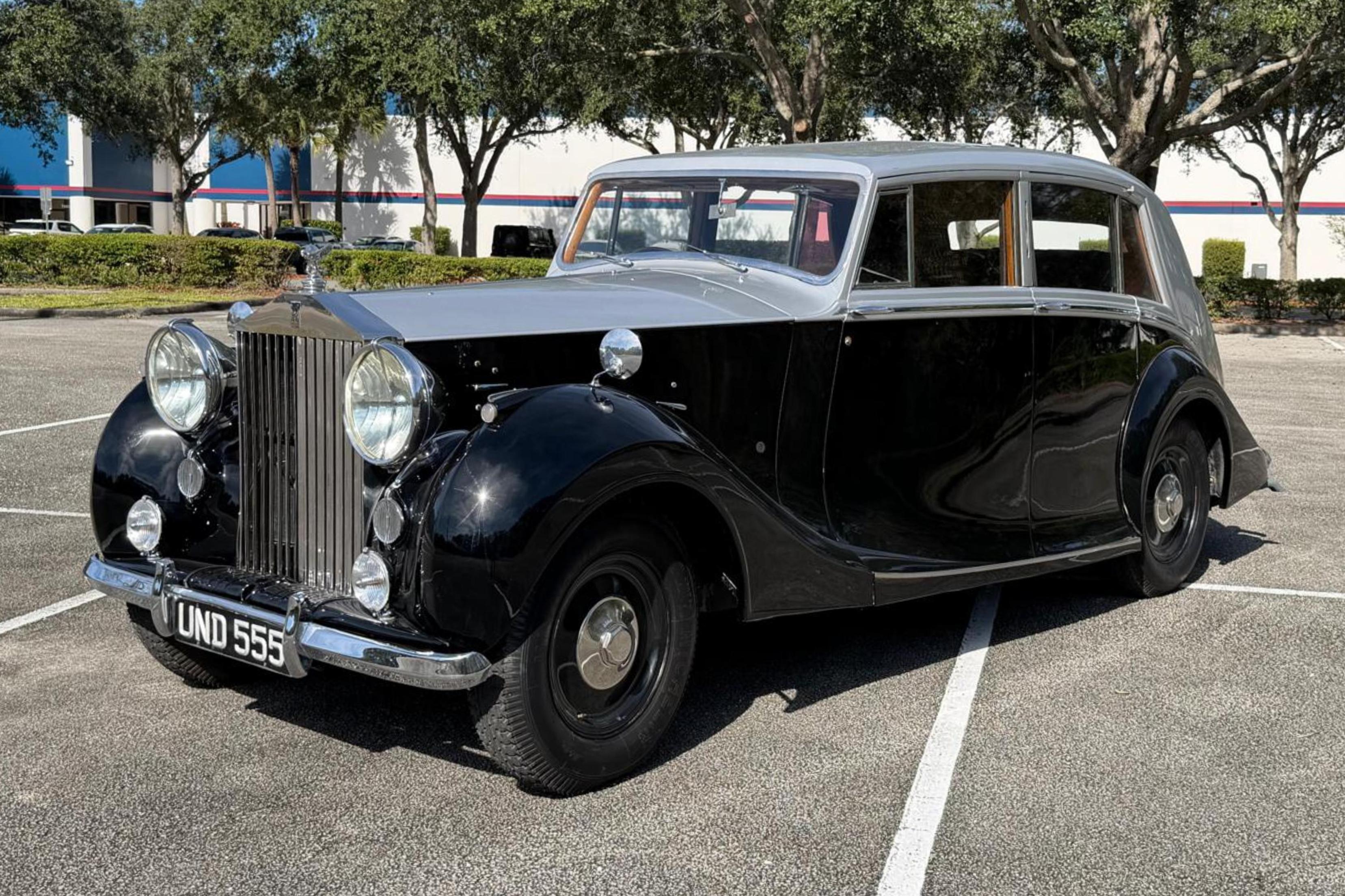 1948 Rolls-Royce Wraith sold at auction for $18,250