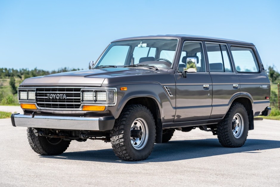 1988 Toyota Land Cruiser 60 Series sold at auction for $39,000